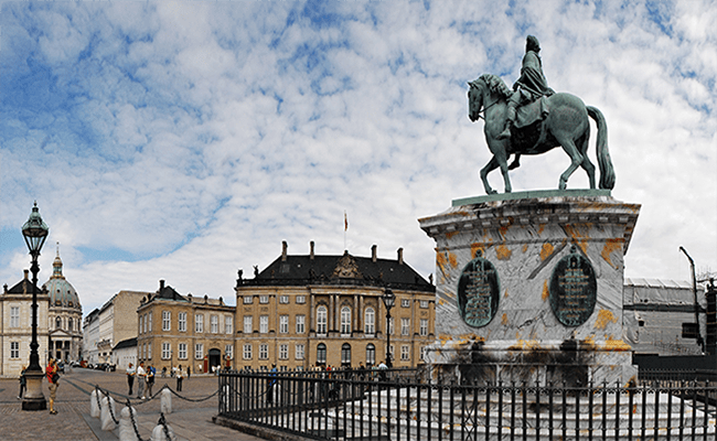Cung điện Amalienborg